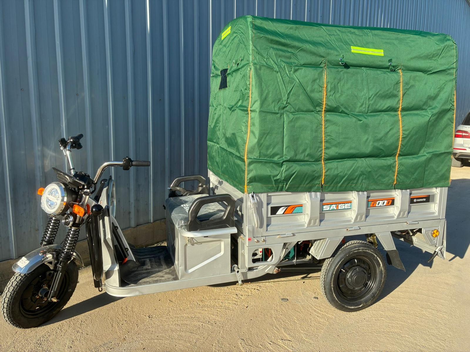 Prelata impermeabila pentru tricicleta electrica – Model Universal